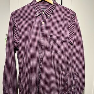 Abercrombie & Fitch NWOT size Large pink/navy gingham.